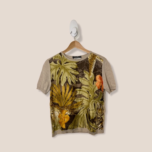 Rare SALVATORE FERRAGAMO silk short sleeve top M - Picture 2 of 13